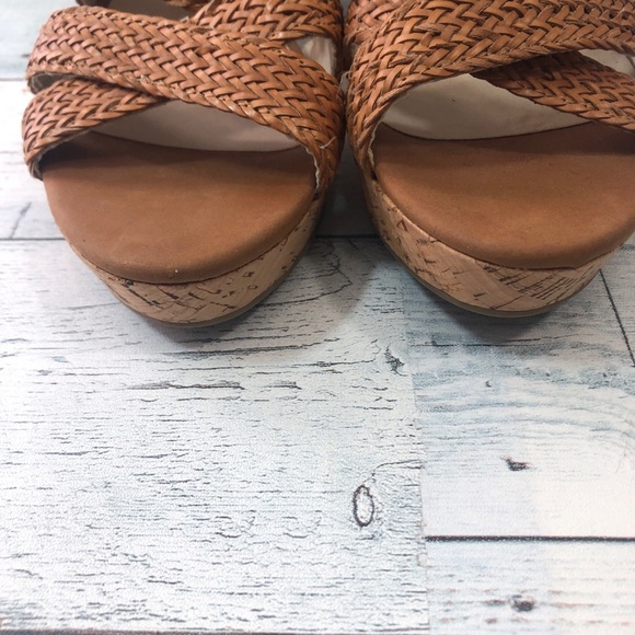 Dana Buchman 3” Cork Heel Sandals 8.5 - Picture 12 of 12